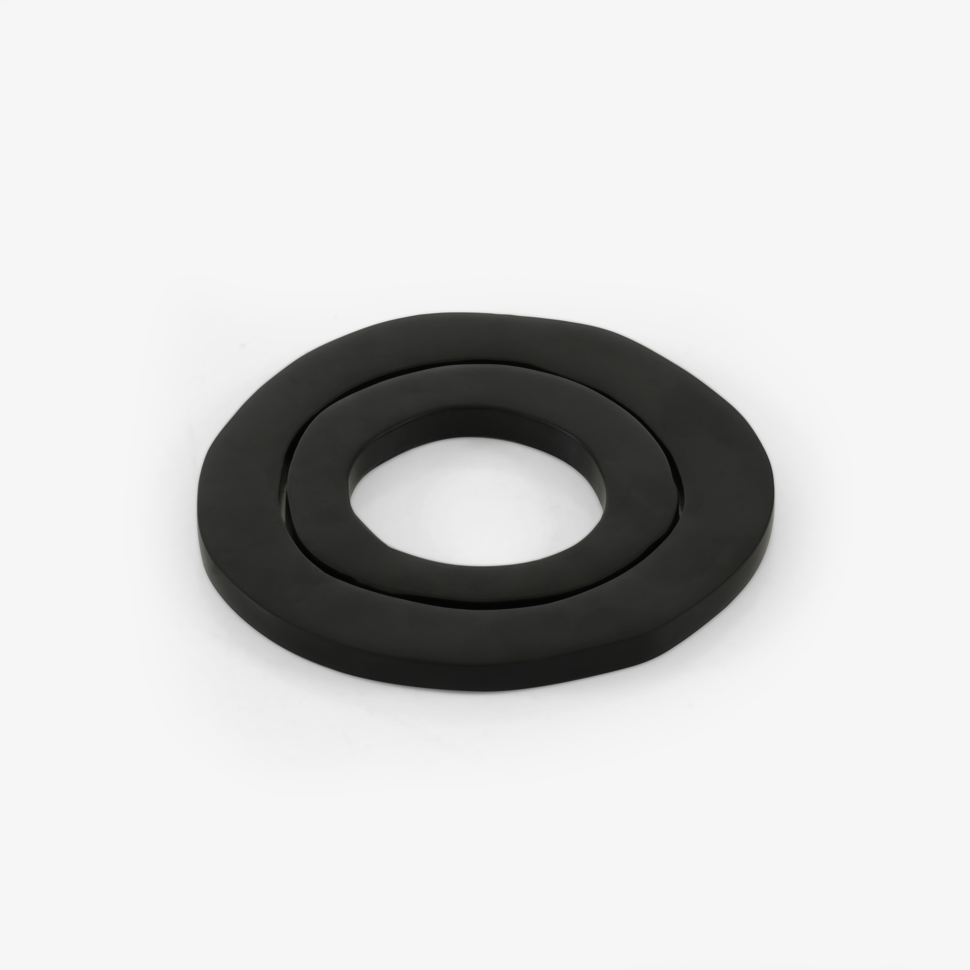 Image Trivet black lacquer  2