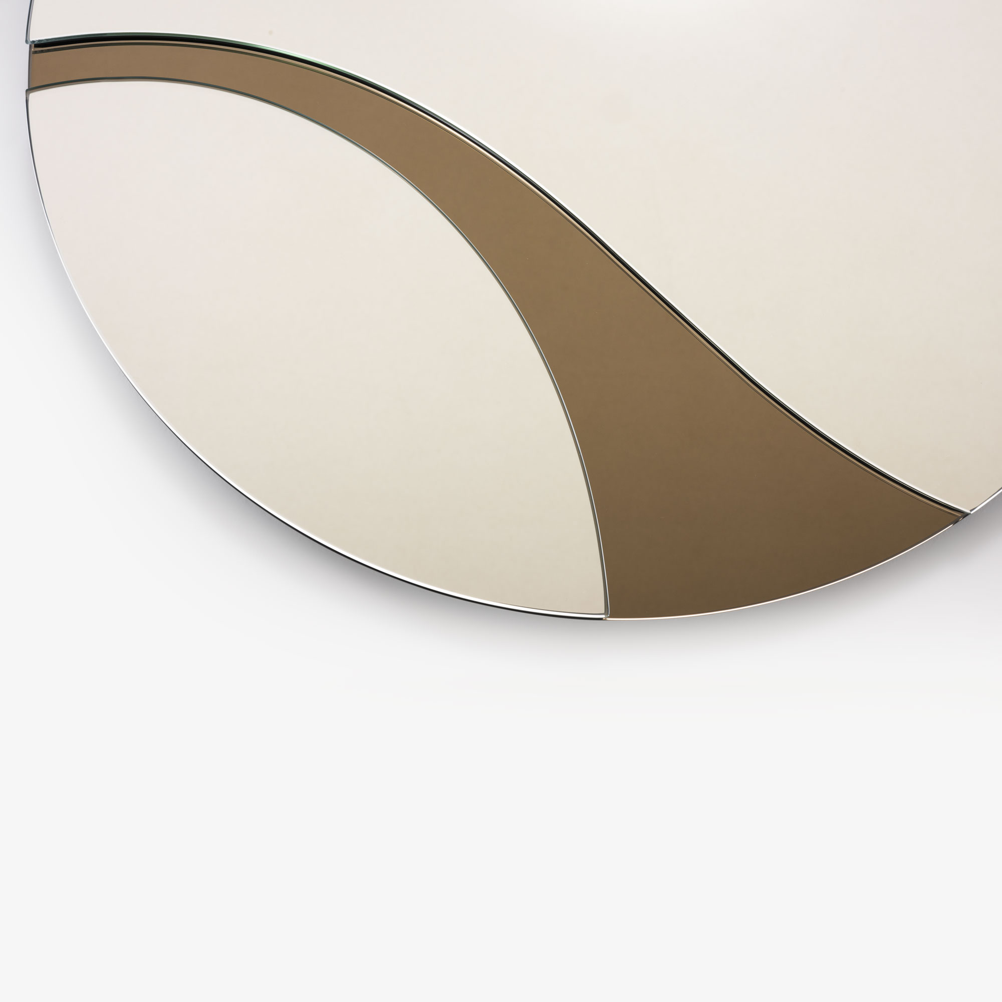 Image Mirror small  2