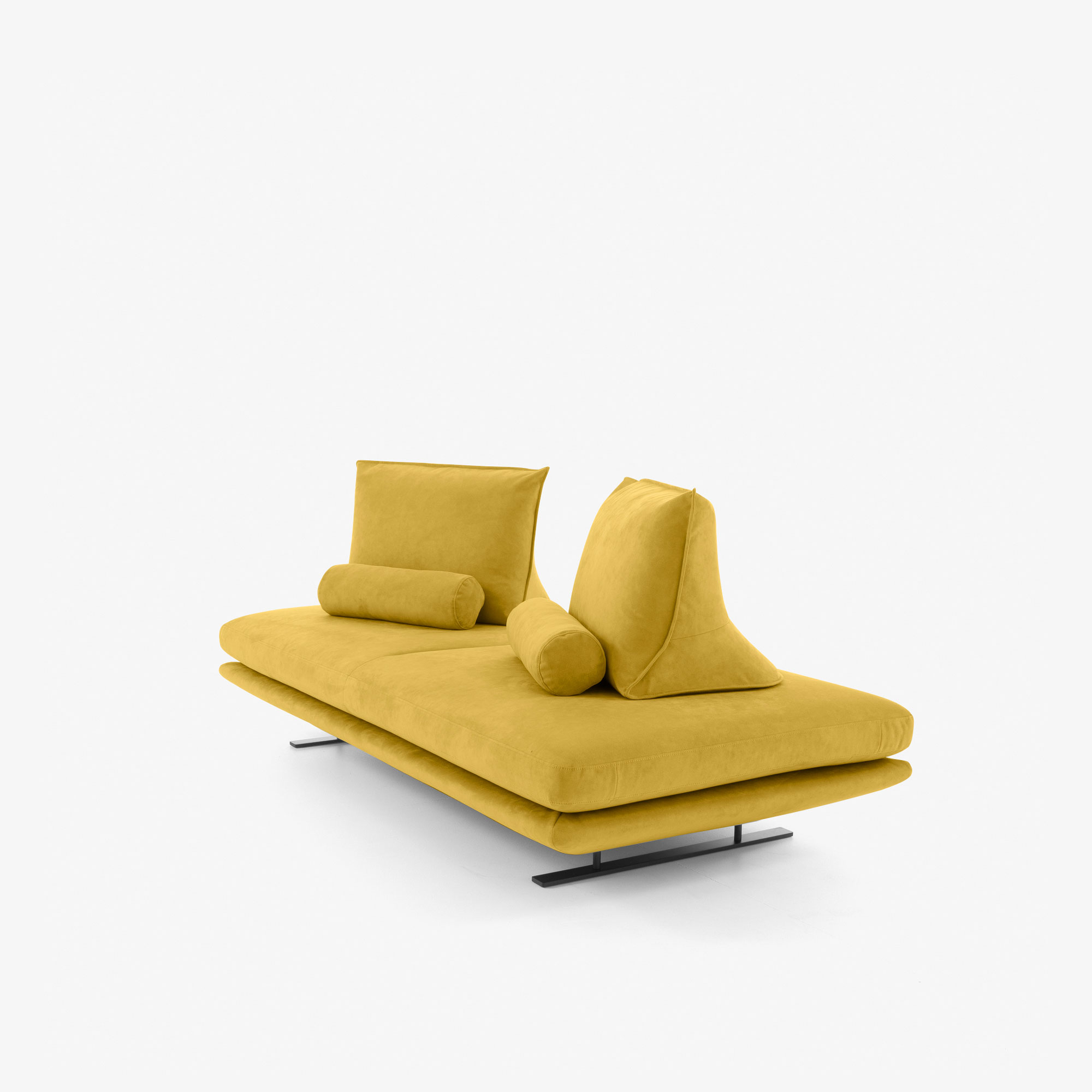 Image Medium sofa - d 39¼"   2