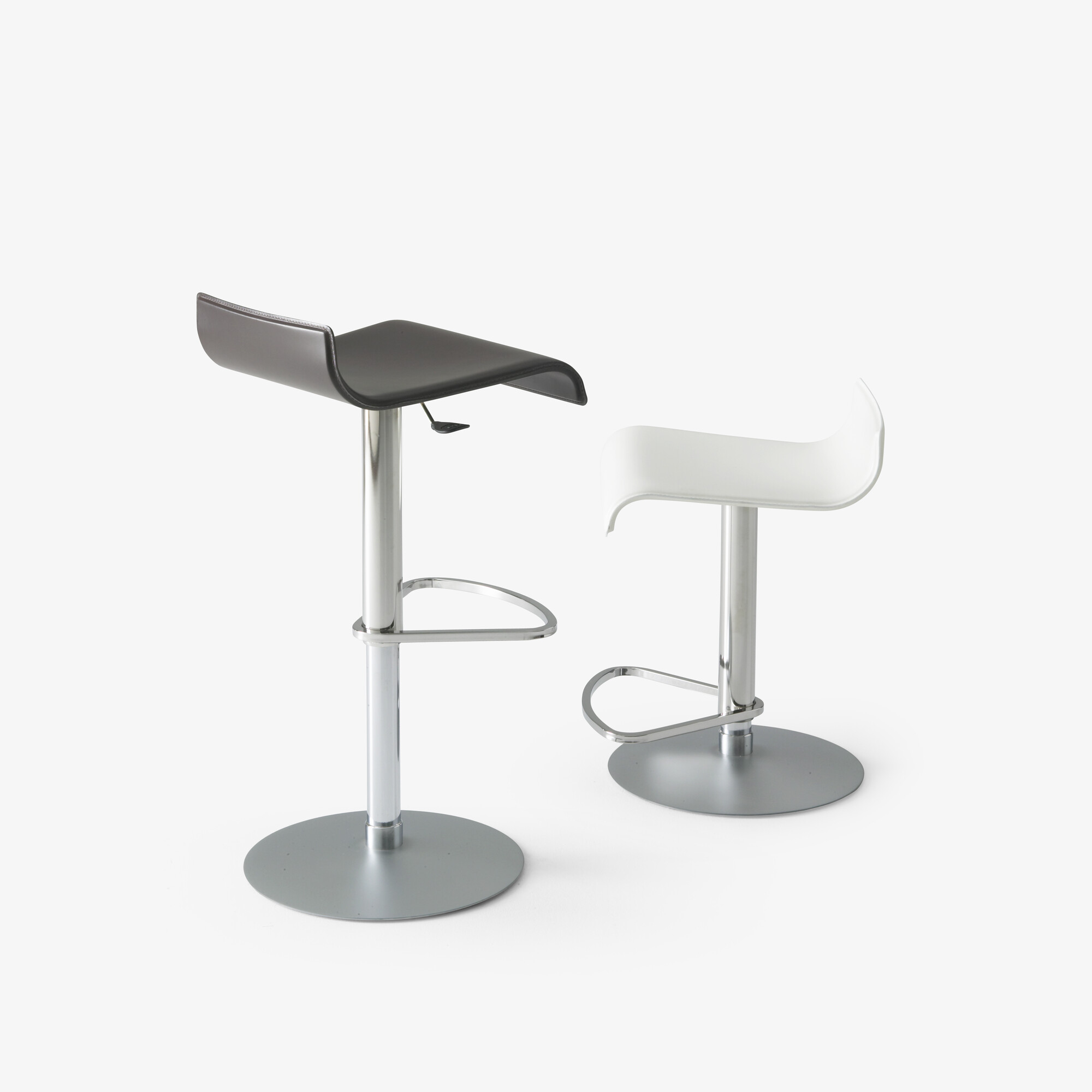 Image HOCKER REGENERIERTES LEDER  3