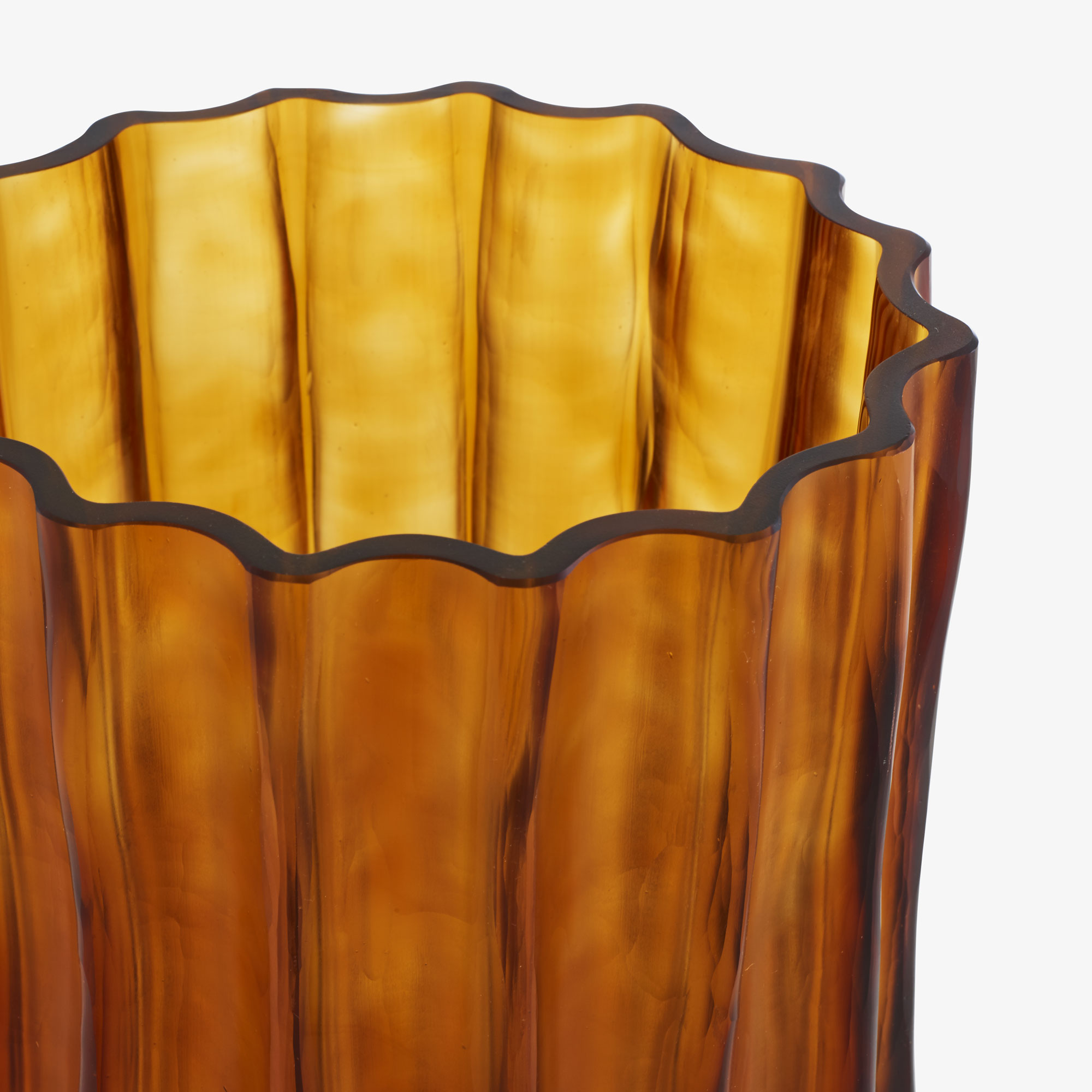 Image Vase grand modèle ambre 2
