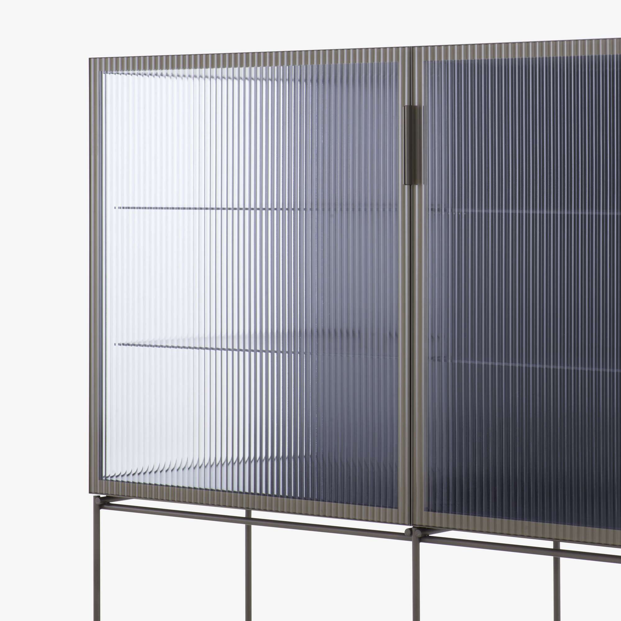 Image 2-door chest clear glass front k 7 3
