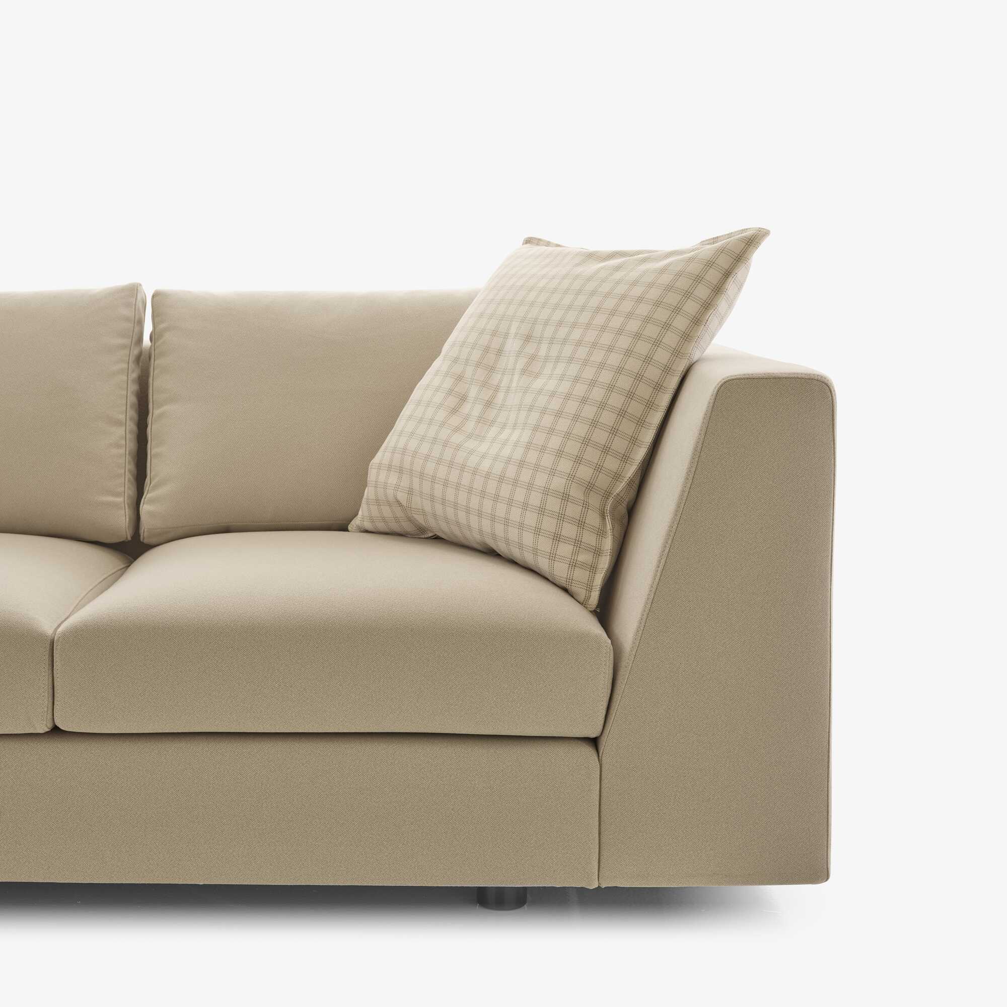 Image Large asymmetrical settee   4