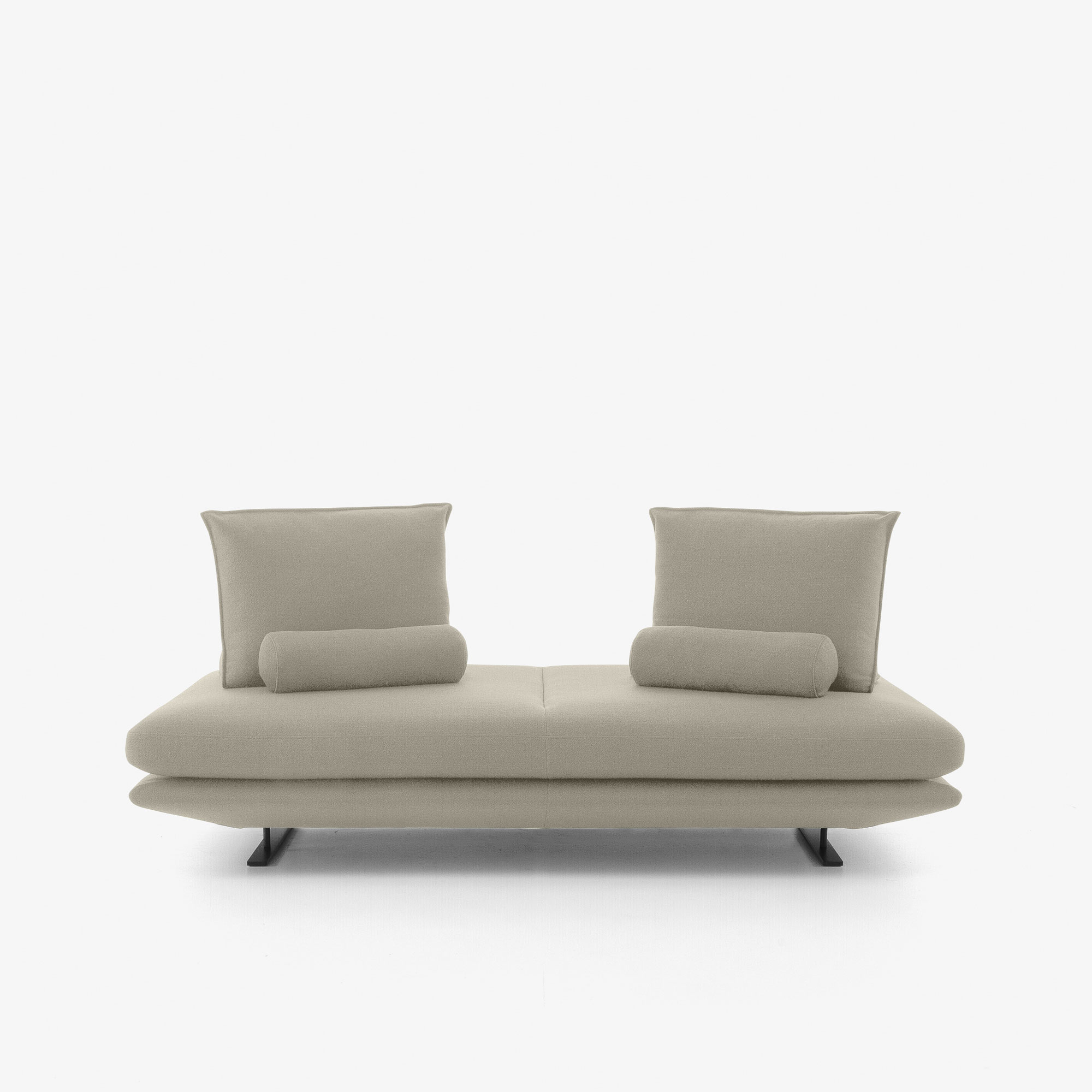 Image Medium settee - d 100   1