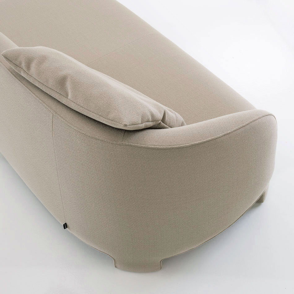 Image Medium 1-armed settee (right)   8