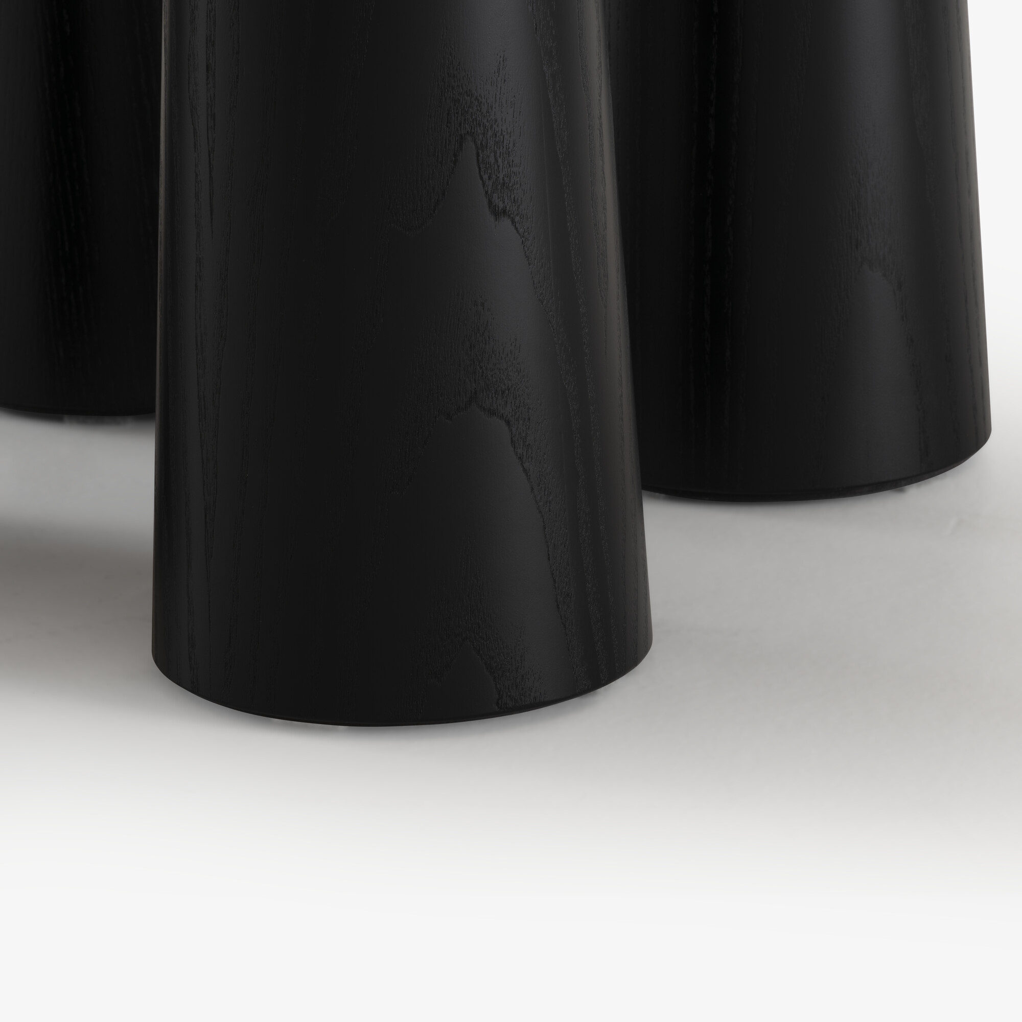 Image Dining table walnut base in black stained ash 3