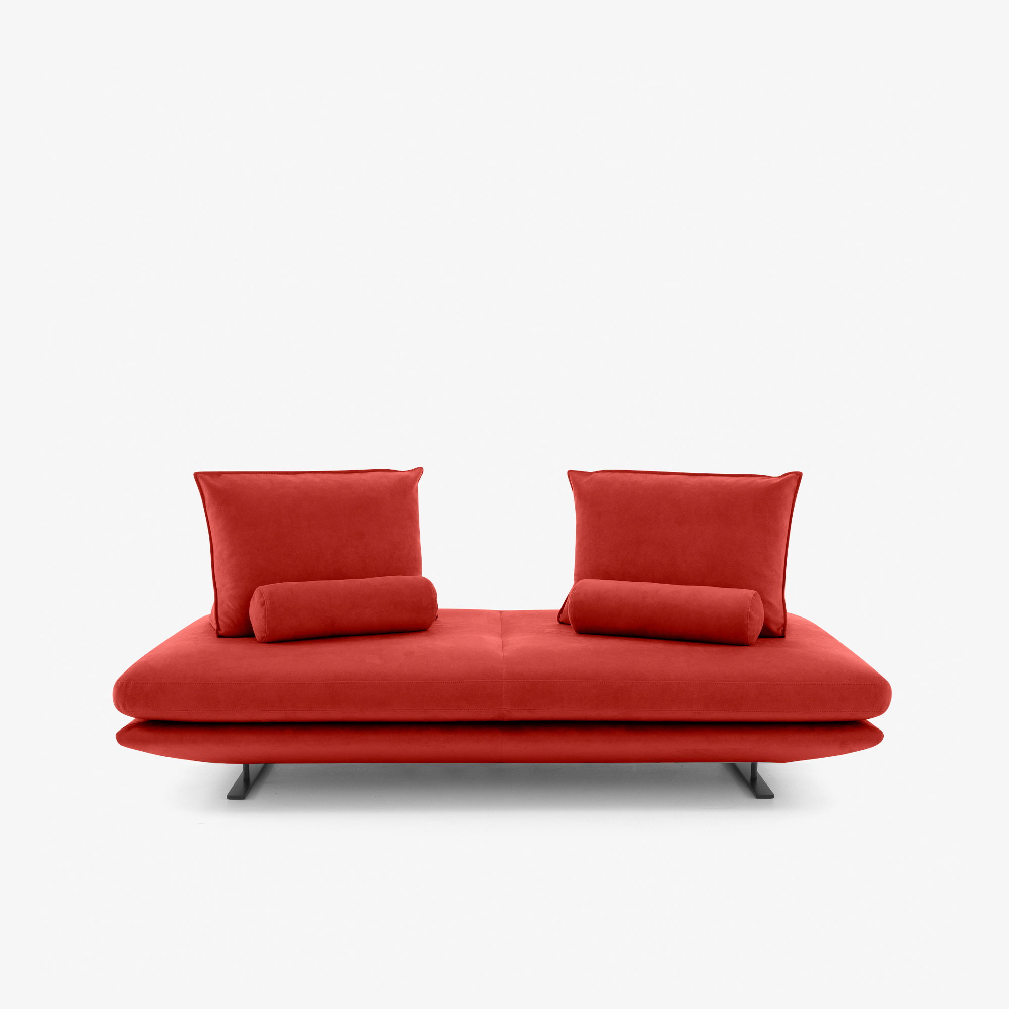Image Medium settee - d 120   1